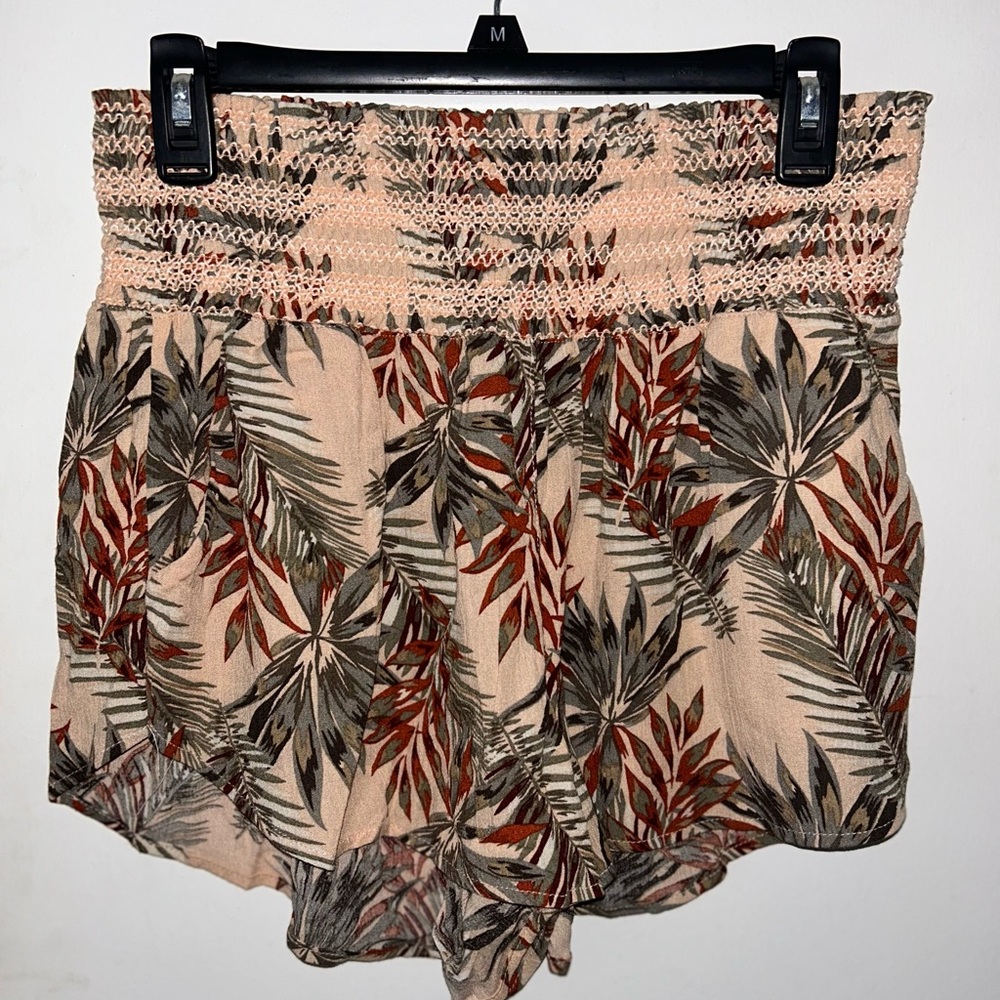 Women’s XL Stretchy Elastic Shorts with Pockets